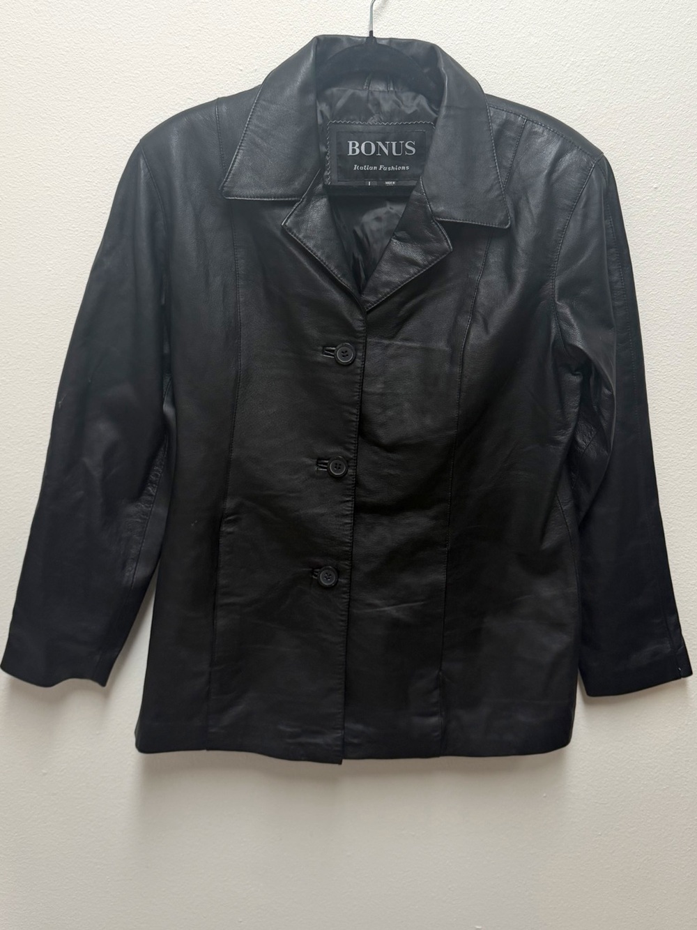 Women's Vintage Black Leather Button-Front Jacket